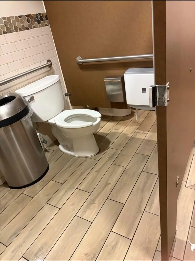 Office Cleaning in Orlando FL by R.G Diamond Touch Cleaning LLC